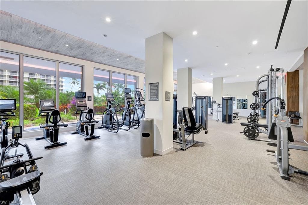 260 Seaview CT # 1210, MARCO ISLAND FL 34145-24