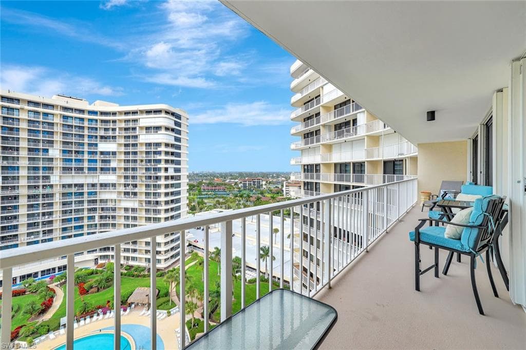 260 Seaview CT # 1210, MARCO ISLAND FL 34145-20