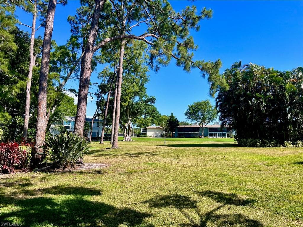 202 Peppermint LN # 2, NAPLES FL 34112-2