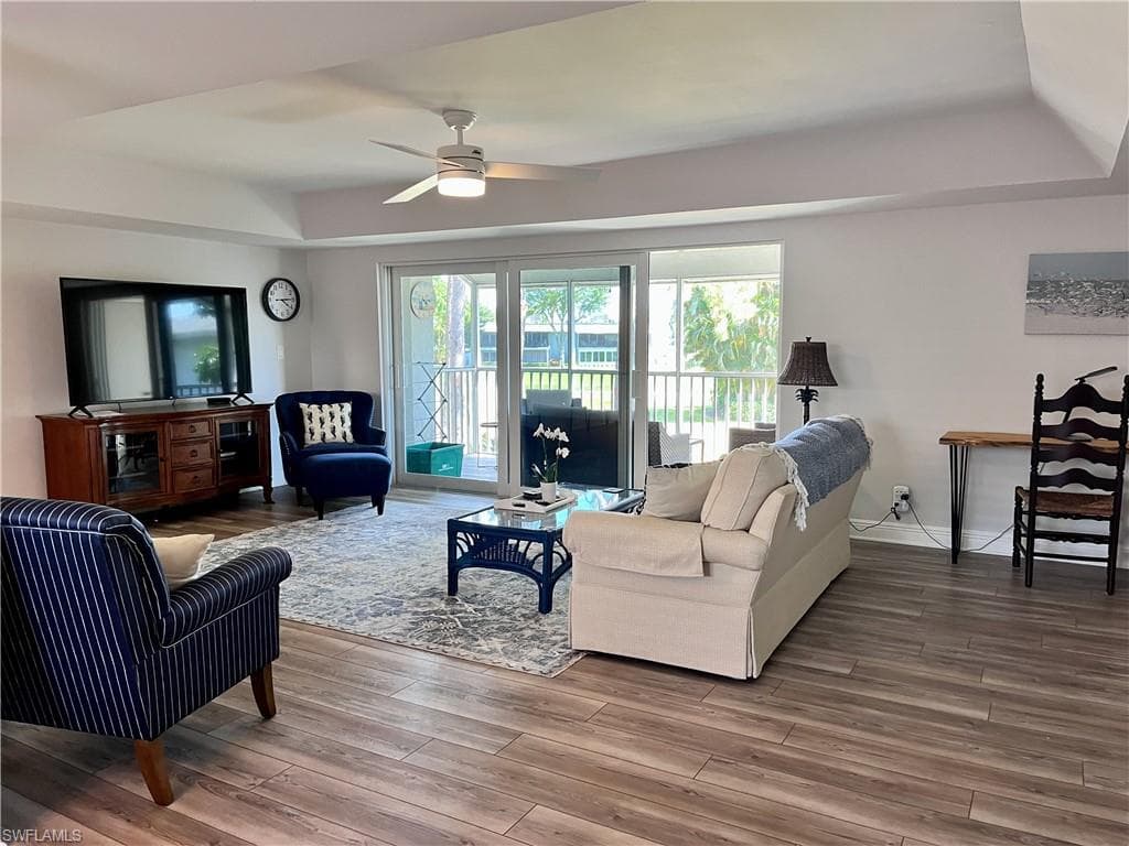 202 Peppermint LN # 2, NAPLES FL 34112-7