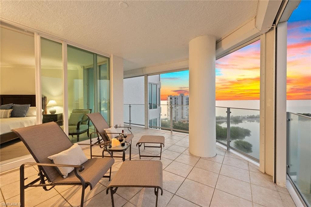 60 Seagate DR # 1606, NAPLES FL 34103-21