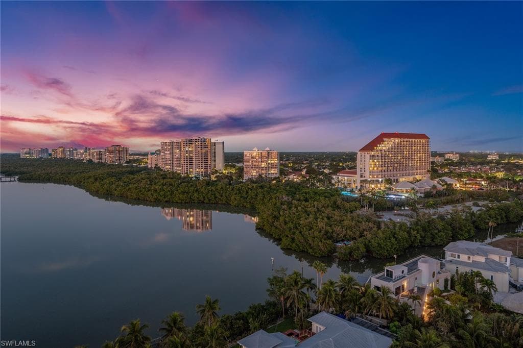 60 Seagate DR # 1606, NAPLES FL 34103-43
