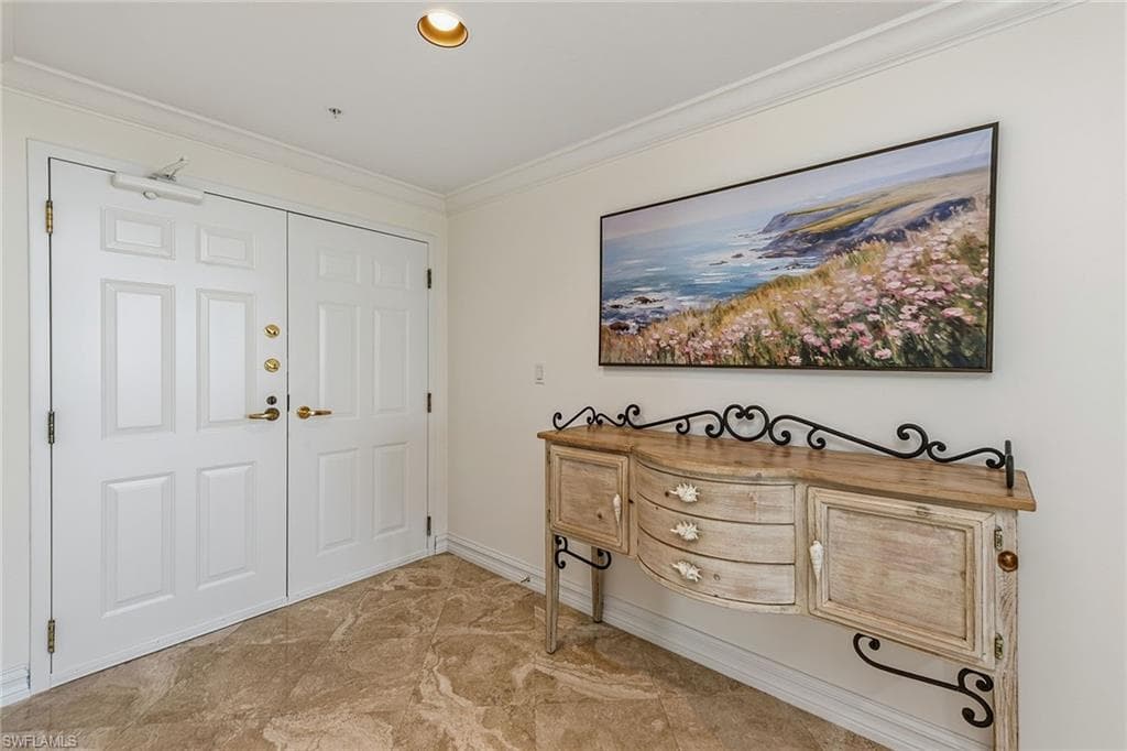 60 Seagate DR # 1606, NAPLES FL 34103-30
