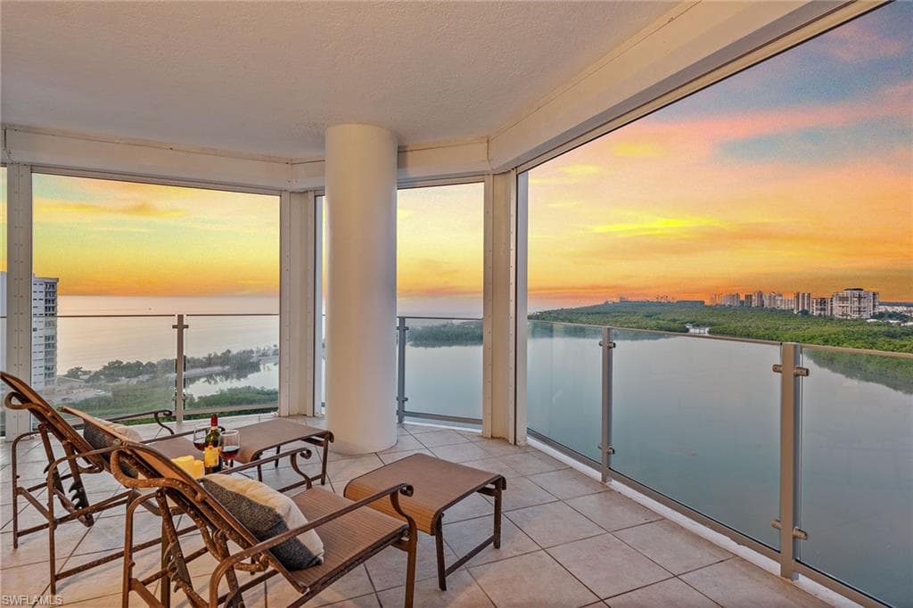 60 Seagate DR # 1606, NAPLES FL 34103-20