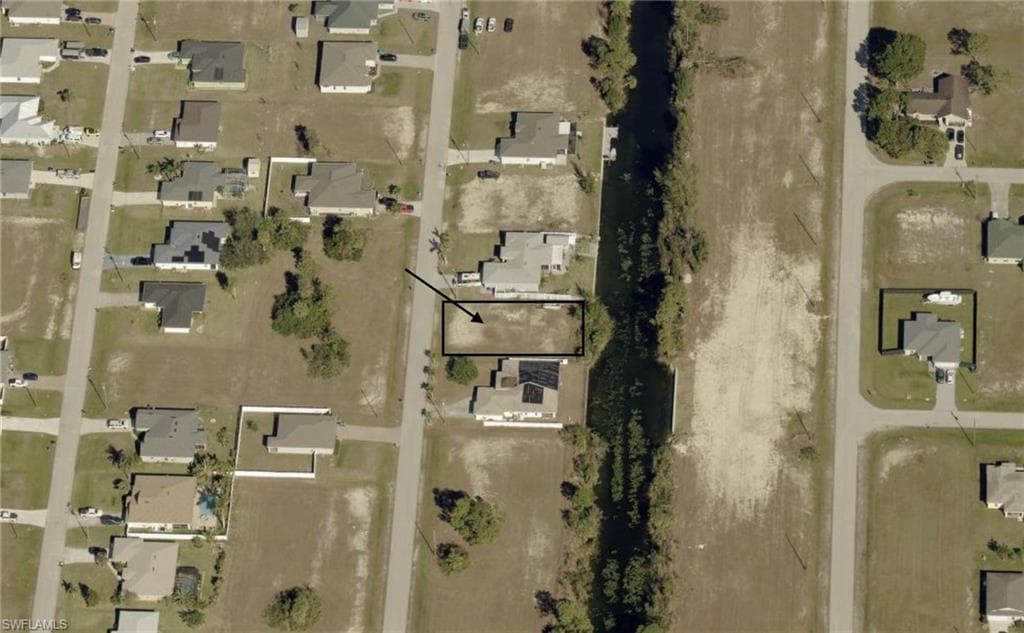 3319 NE 9th AVE, CAPE CORAL FL 33909-1