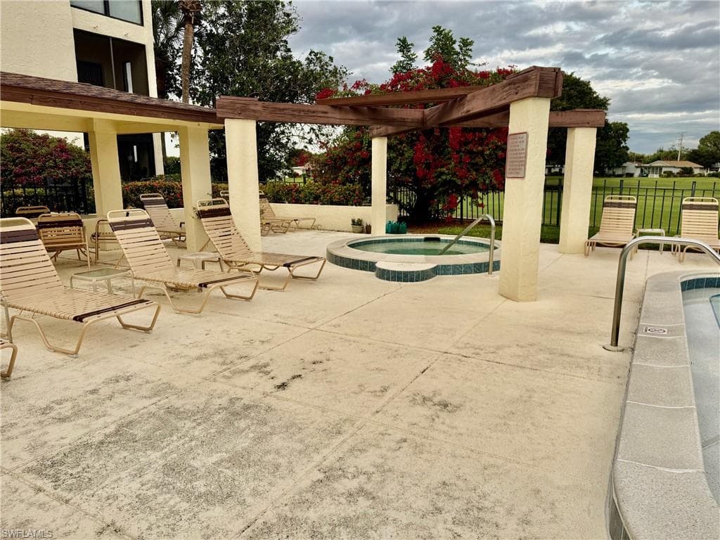 3625 Boca Ciega DR # 206, NAPLES FL 34112-19