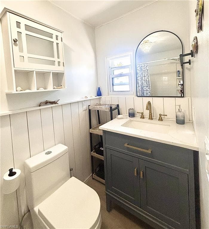 33 Henderson DR, NAPLES FL 34114-11