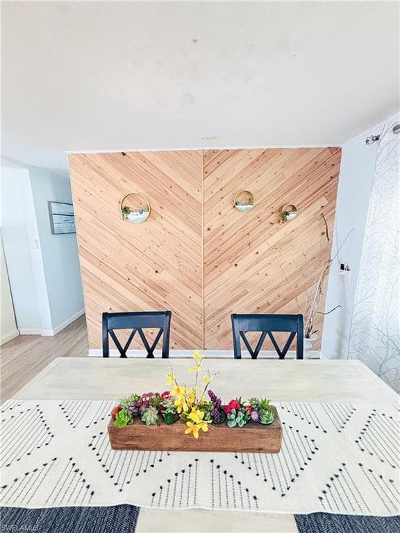 33 Henderson DR, NAPLES FL 34114-4