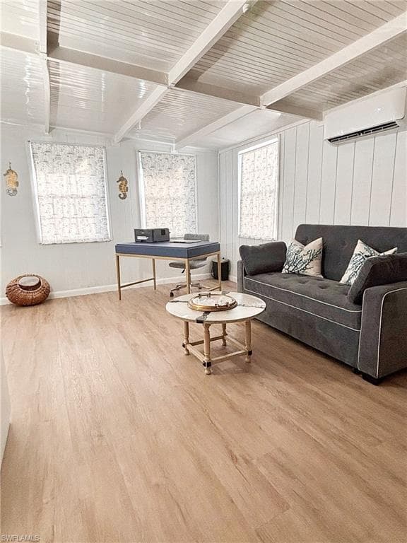 33 Henderson DR, NAPLES FL 34114-18