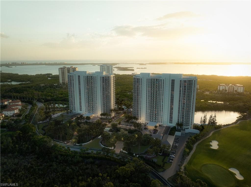 4810 Pelican Colony BLVD 801-1