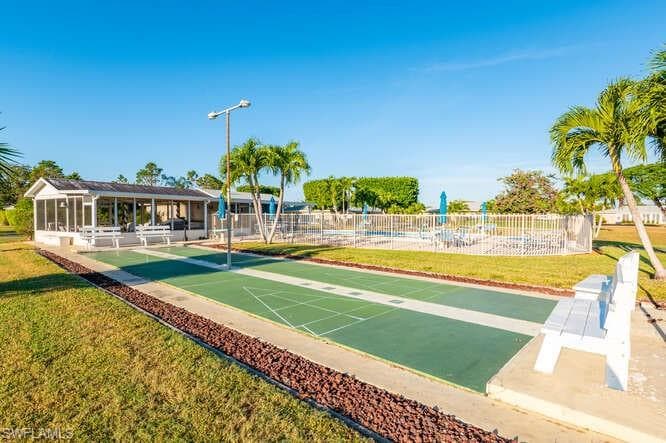 2180 Leisure LN, FORT MYERS FL 33907-18