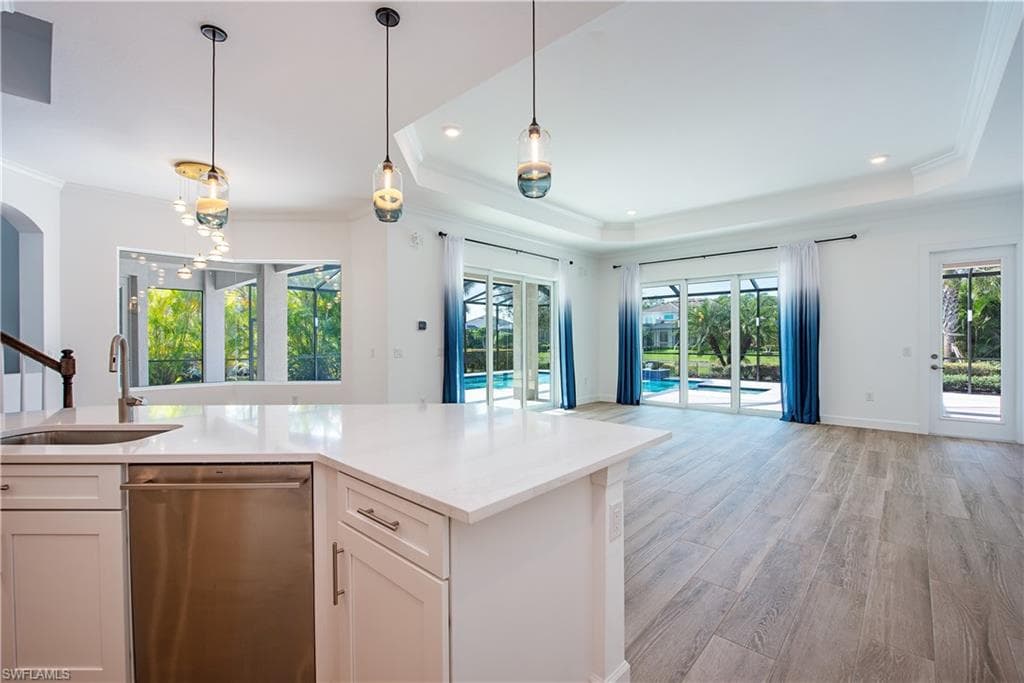 14661 Liesl CT E, NAPLES FL 34109-6