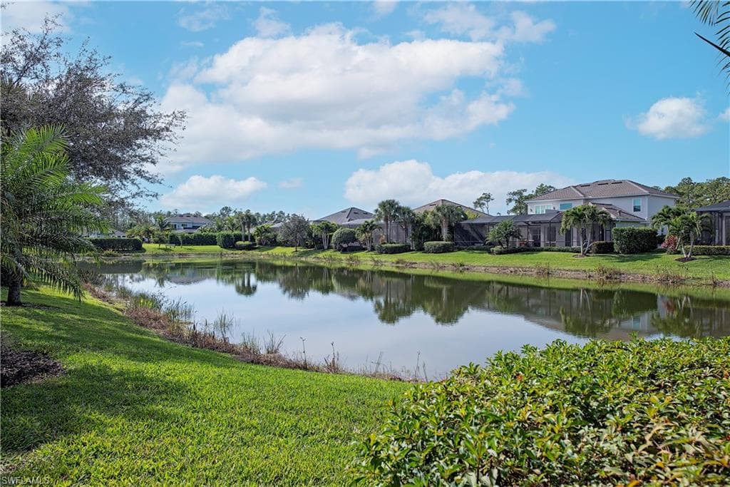 14661 Liesl CT E, NAPLES FL 34109-14