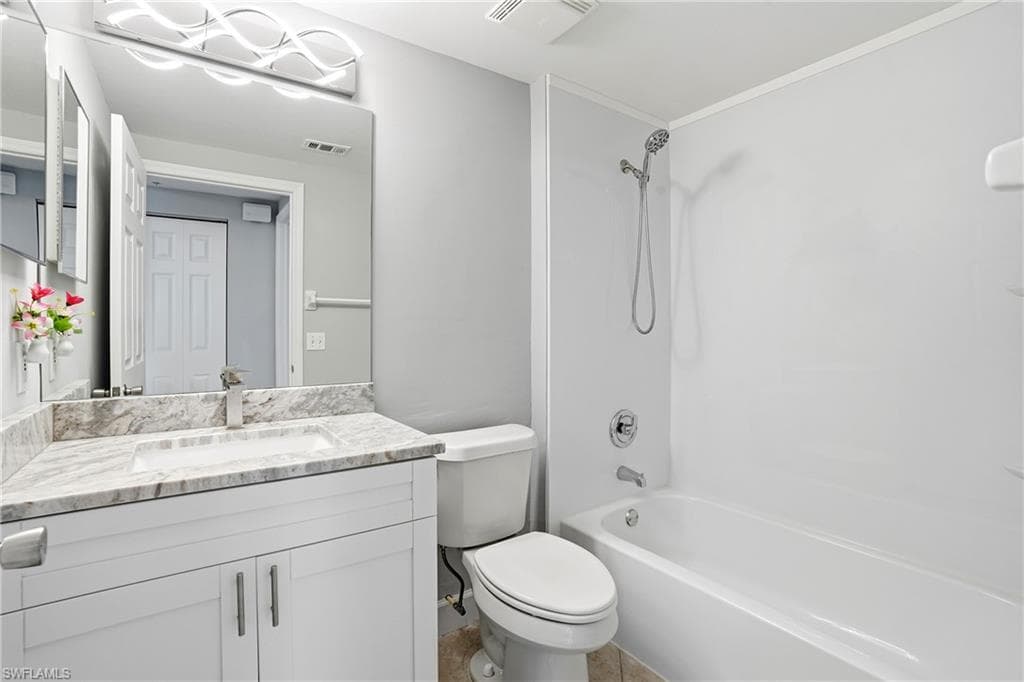 4950 Deerfield WAY # 103, NAPLES FL 34110-23