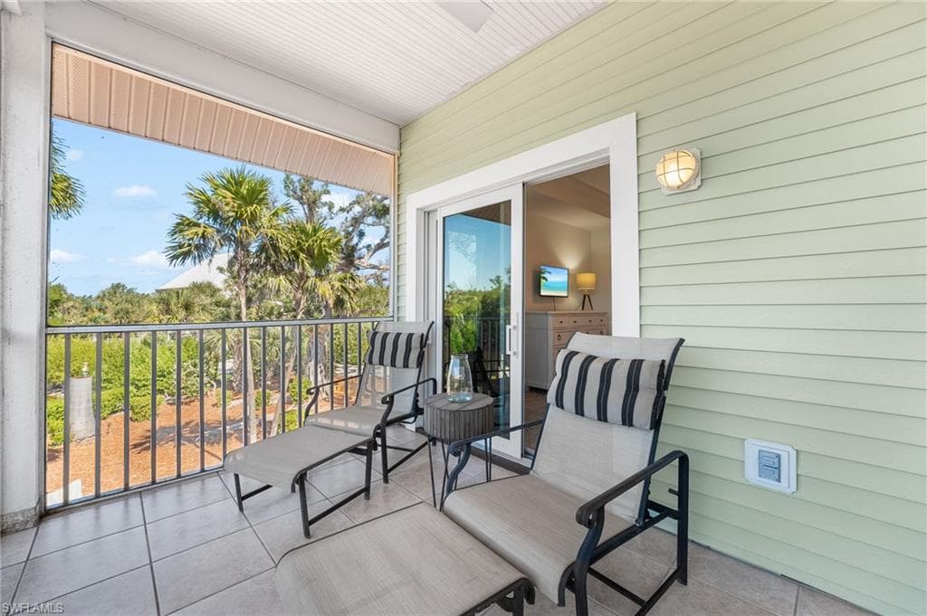 241 Violet DR-1