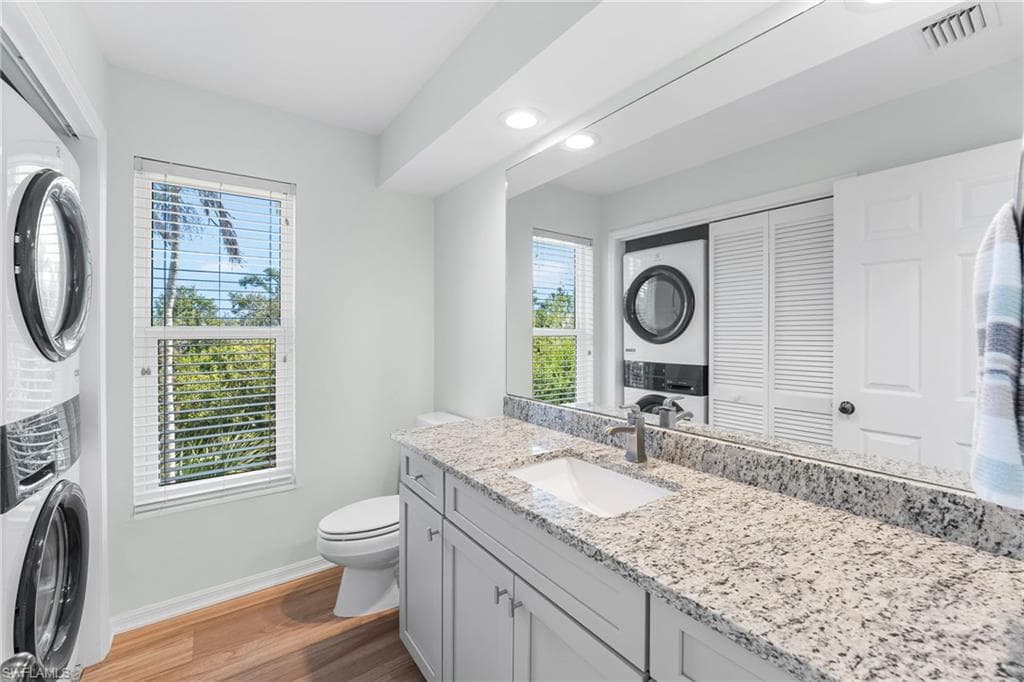 241 Violet DR-21