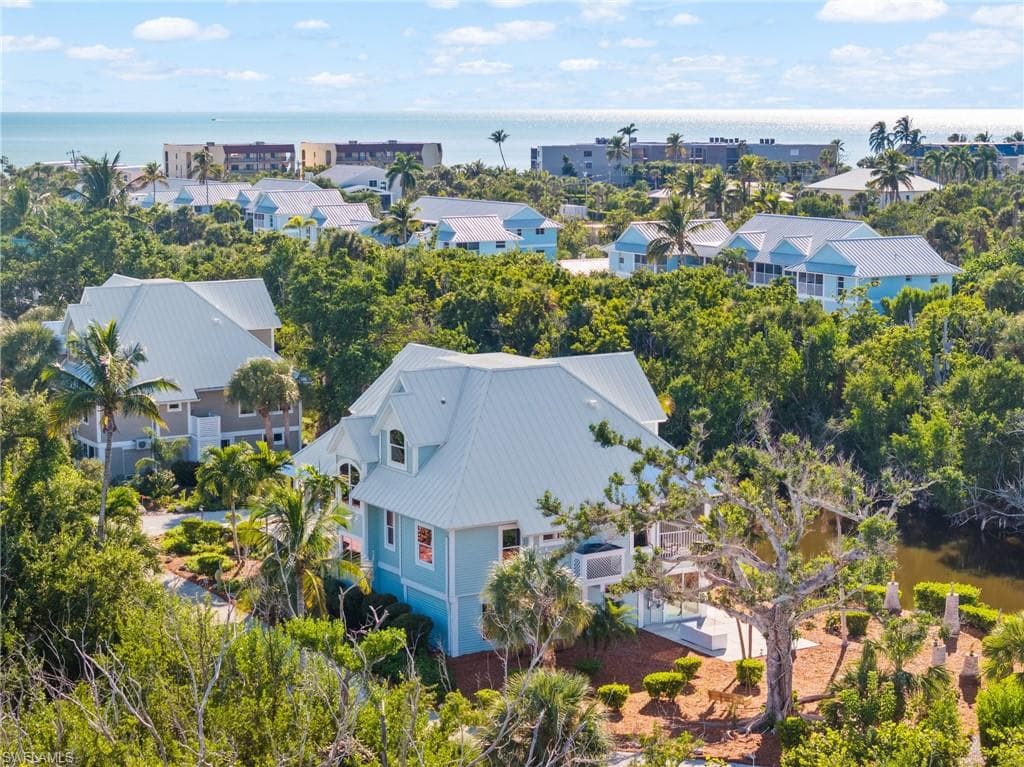 241 Violet DR-9
