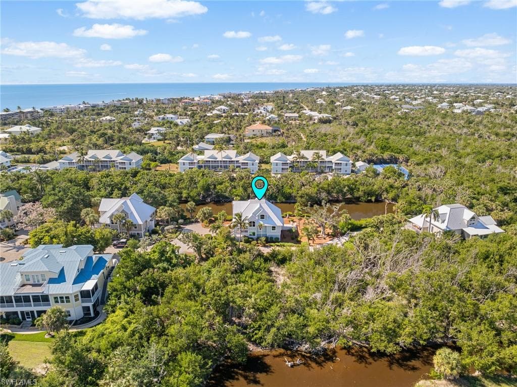241 Violet DR-43