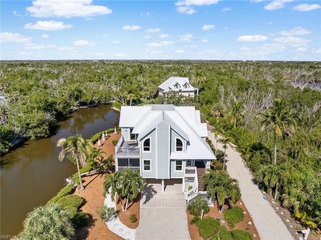241 Violet DR-3