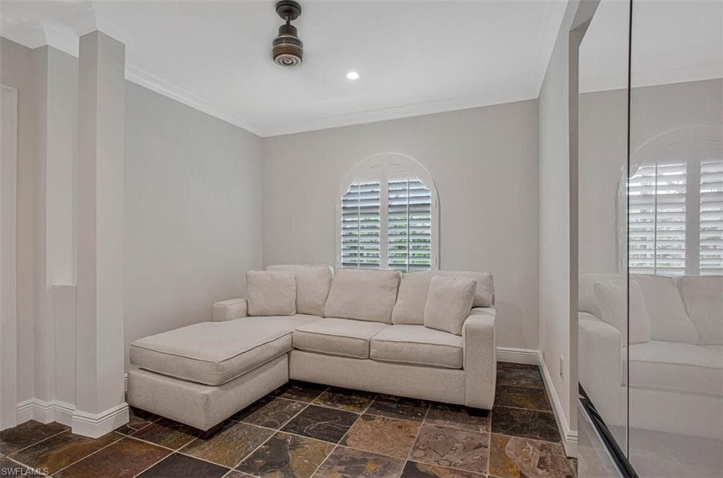 3798 Cracker WAY-25