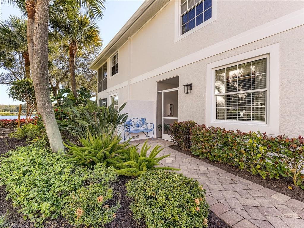 23011 Rosedale DR # 101, ESTERO FL 34135-33