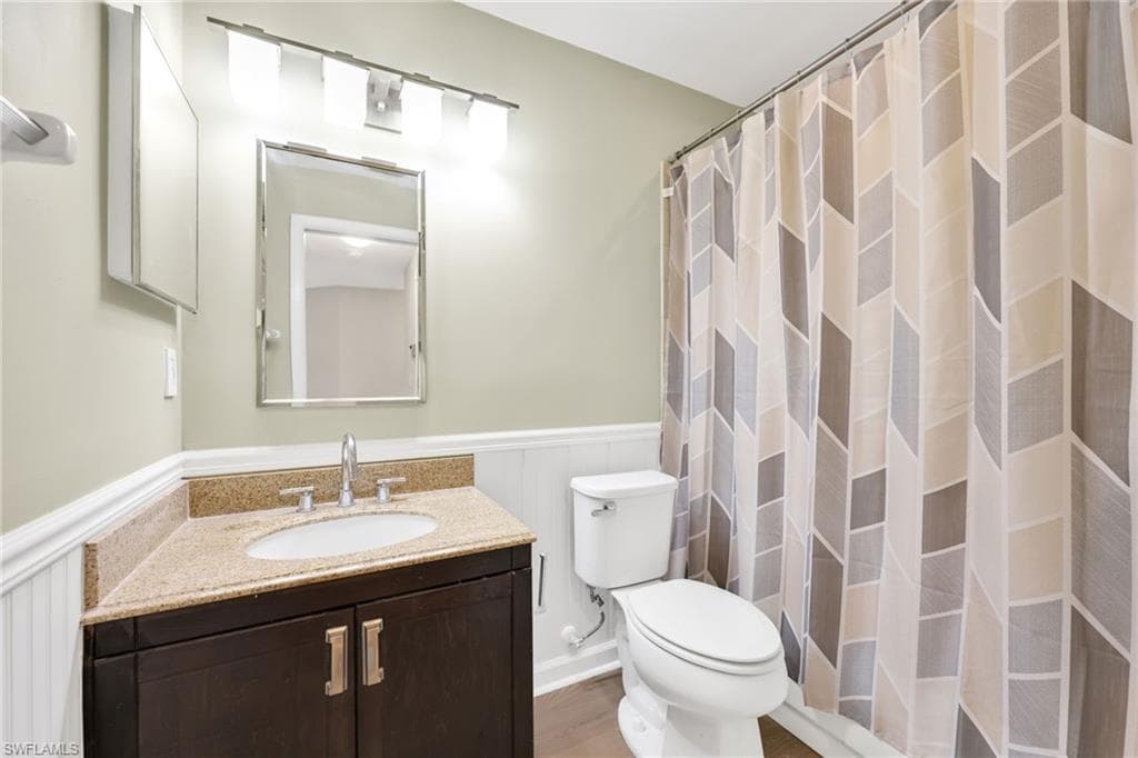 5767 Deauville CIR # D301, NAPLES FL 34112-9