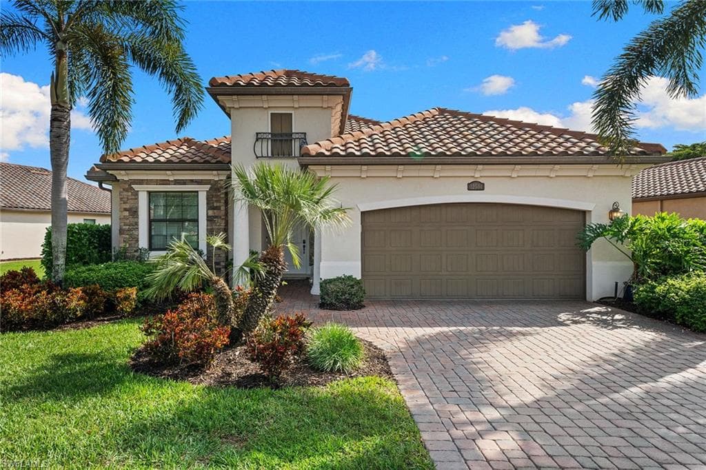 12504 Fenhurst WAY, NAPLES FL 34120-2