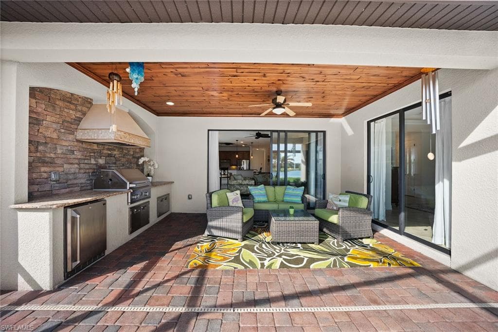 12504 Fenhurst WAY, NAPLES FL 34120-31
