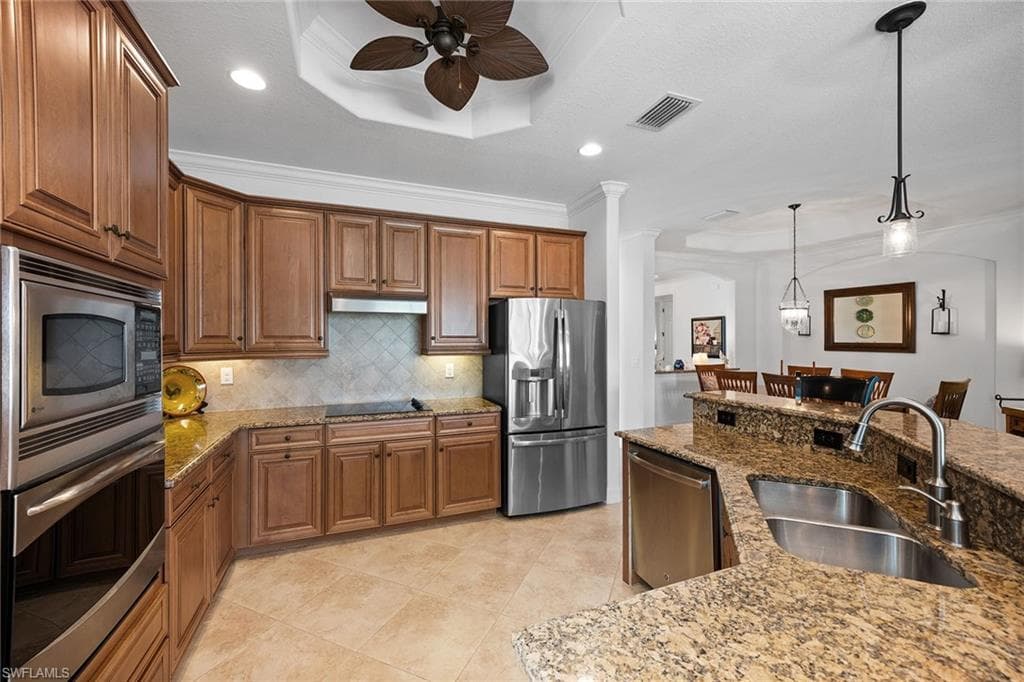 12504 Fenhurst WAY, NAPLES FL 34120-4