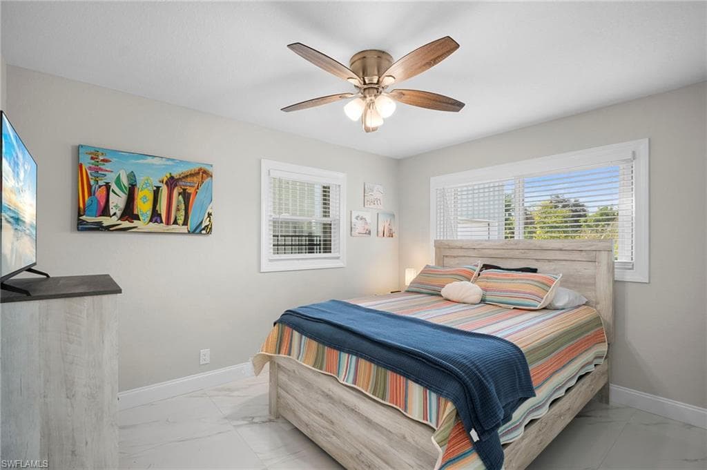 191 Abbey LN, NORTH FORT MYERS FL 33917-8