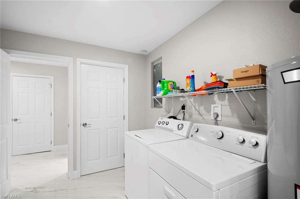 191 Abbey LN, NORTH FORT MYERS FL 33917-13