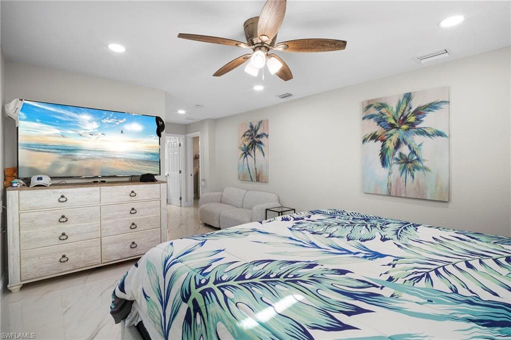 191 Abbey LN, NORTH FORT MYERS FL 33917-17