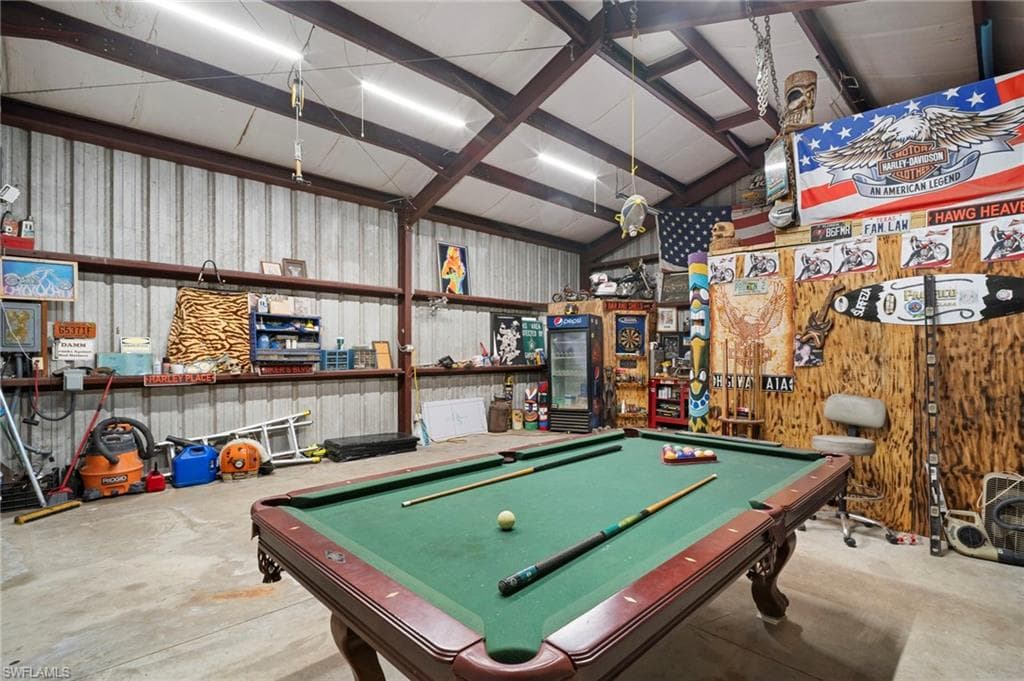 191 Abbey LN, NORTH FORT MYERS FL 33917-34