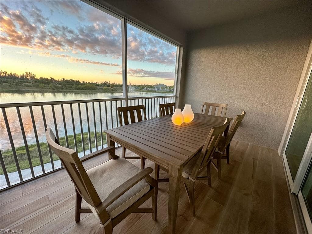 207 Indies dr E # 201, NAPLES FL 34114-21