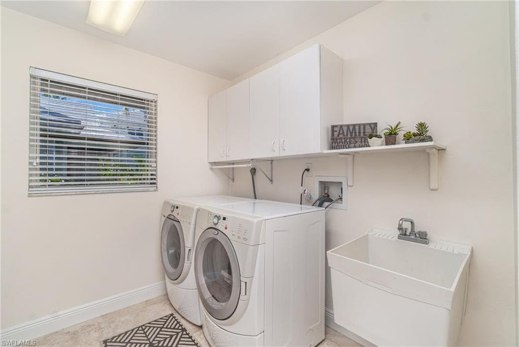 5450 Harborage DR, FORT MYERS FL 33908-25