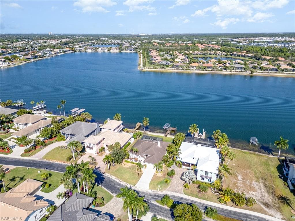 5450 Harborage DR, FORT MYERS FL 33908-38