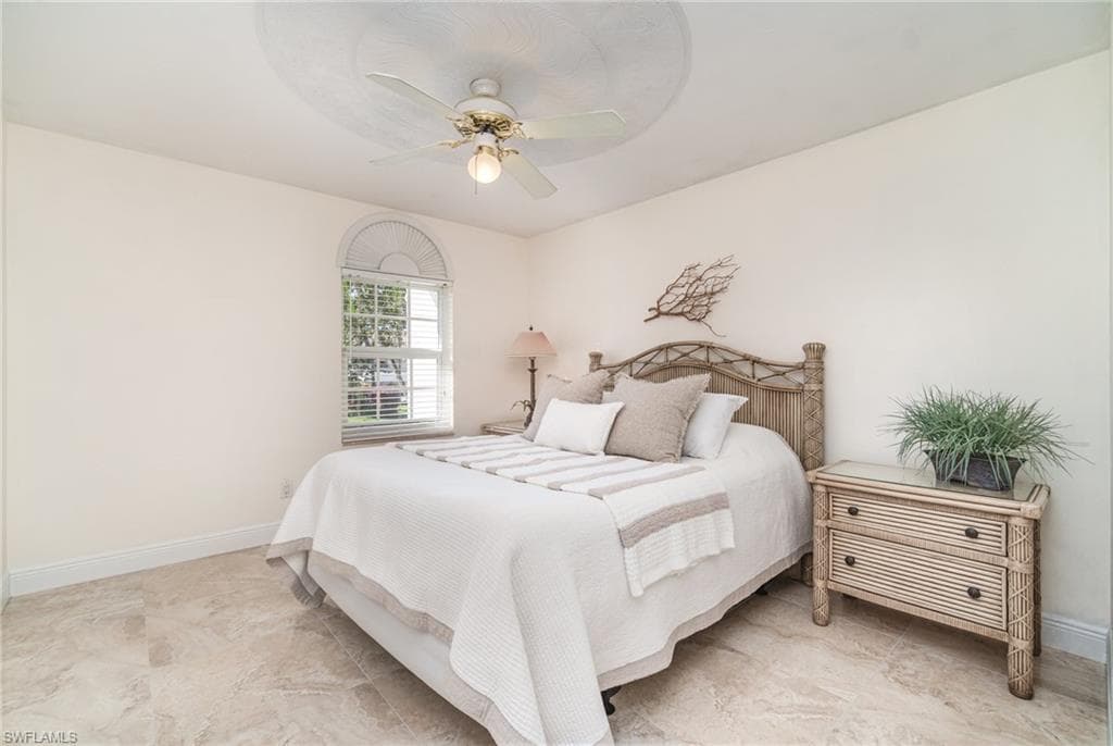 5450 Harborage DR, FORT MYERS FL 33908-20