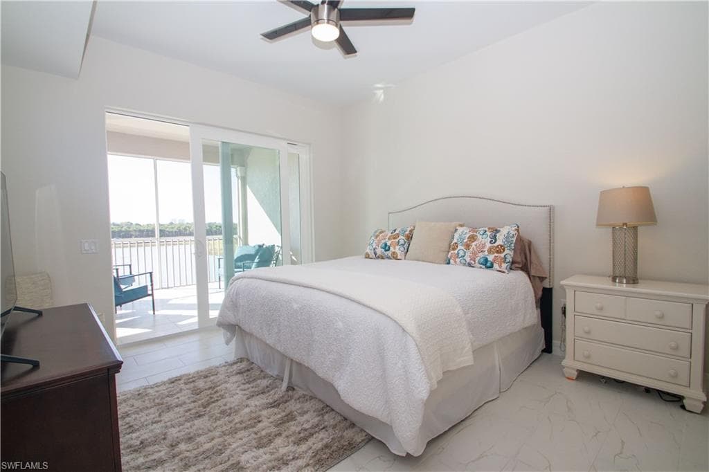 163 Indies DR E # 203, NAPLES FL 34114-12