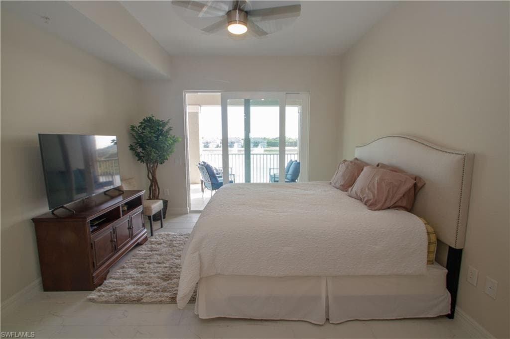 163 Indies DR E # 203, NAPLES FL 34114-11