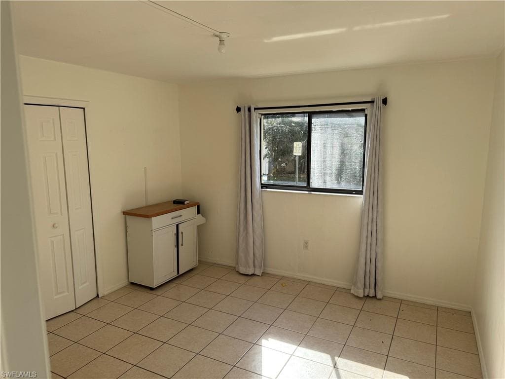 1104 SE 8th ST # 4, CAPE CORAL FL 33990-8