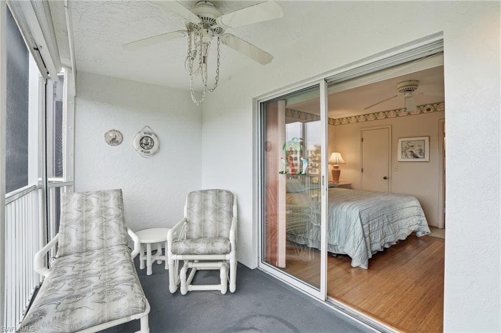 4591 Bay Beach LN # 294, FORT MYERS BEACH FL 33931-22