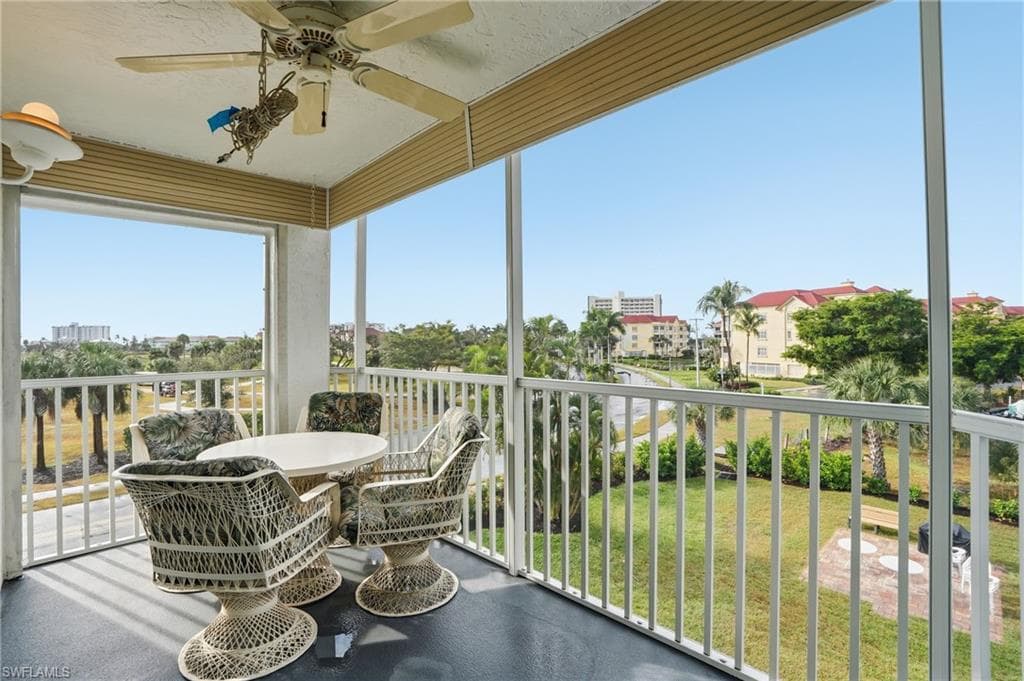 4591 Bay Beach LN # 294, FORT MYERS BEACH FL 33931-16