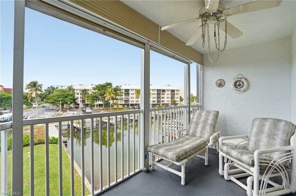 4591 Bay Beach LN # 294, FORT MYERS BEACH FL 33931-25