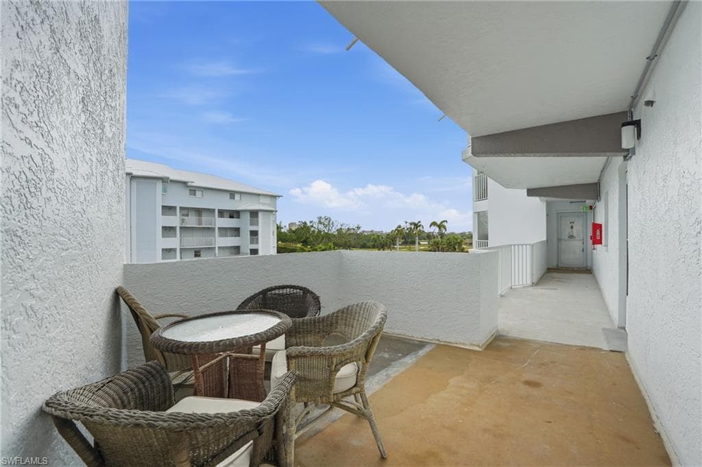 4591 Bay Beach LN # 294, FORT MYERS BEACH FL 33931-2