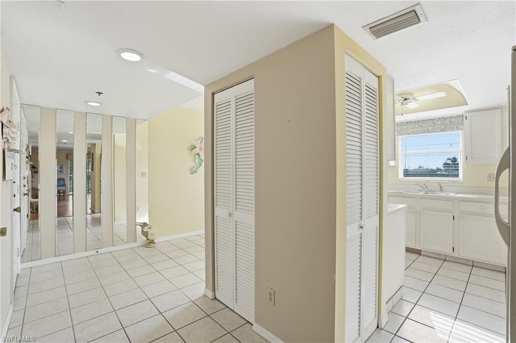 4591 Bay Beach LN # 294, FORT MYERS BEACH FL 33931-4