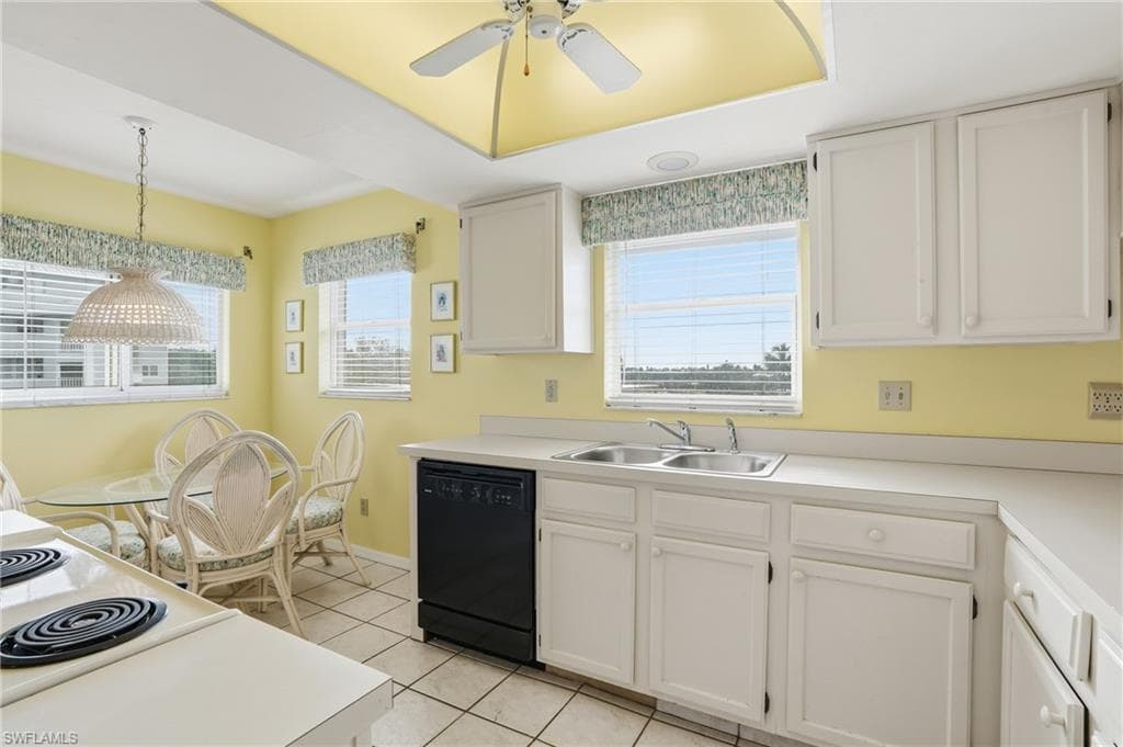 4591 Bay Beach LN # 294, FORT MYERS BEACH FL 33931-8