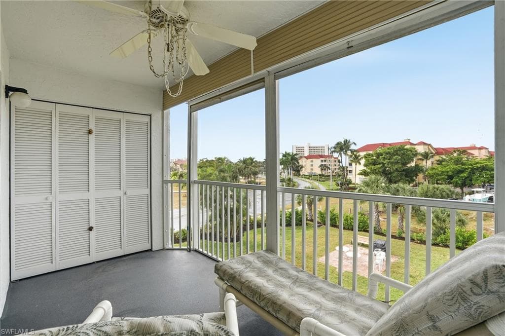 4591 Bay Beach LN # 294, FORT MYERS BEACH FL 33931-23