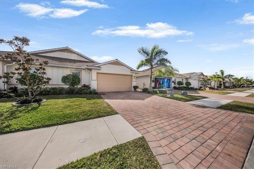 1074 Enbrook LOOP, NAPLES FL 34114-2