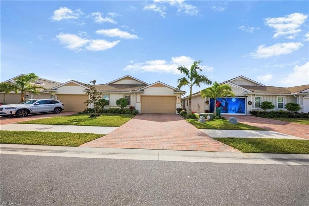 1074 Enbrook LOOP, NAPLES FL 34114-23