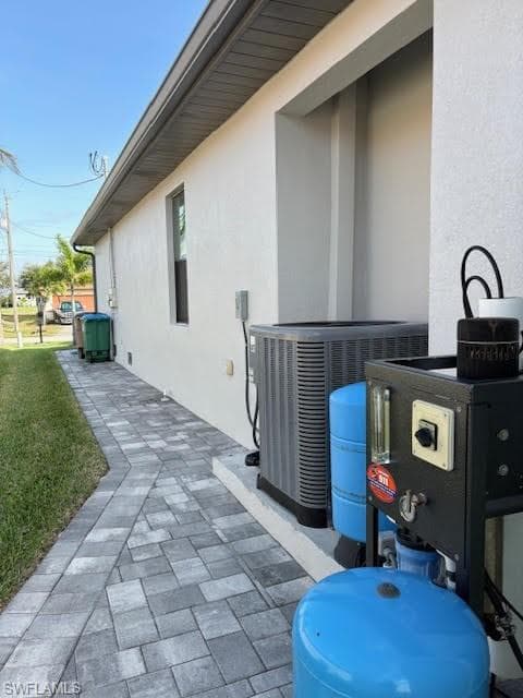 622 NW 38th PL, CAPE CORAL FL 33993-43